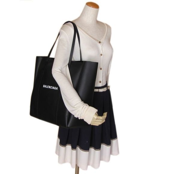 Balenciaga Tote Bag Black Handbag - Picture 5 of 5